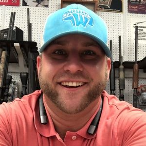 Meet your Posher, Cayce